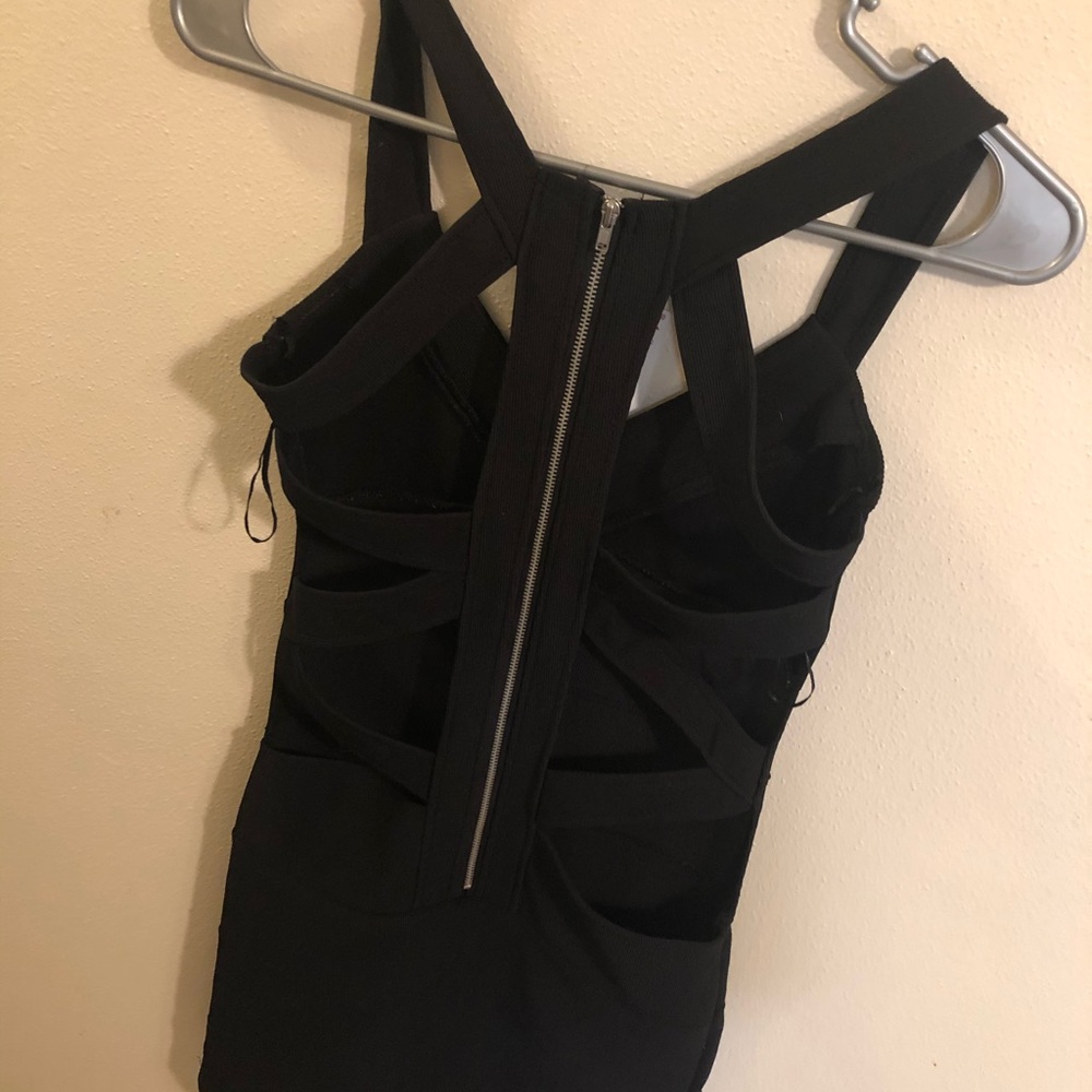 Lil black bodycon dress